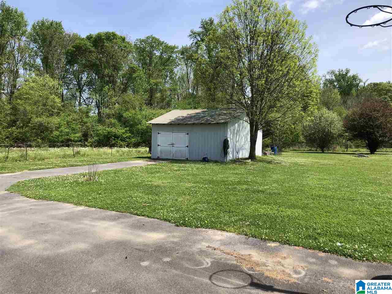 1778 Moore Road Altoona, AL 35952 - Photo 5 of 44