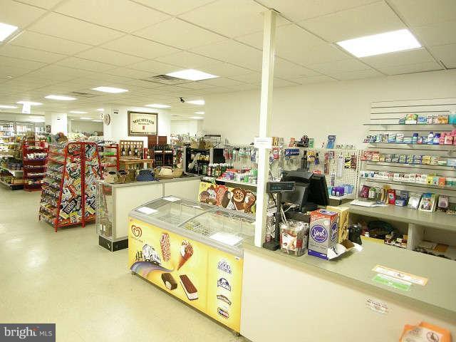 5225 Pooks Hill Road, Unit 1717N Bethesda, MD 20814 - Photo 23 of 23 Community