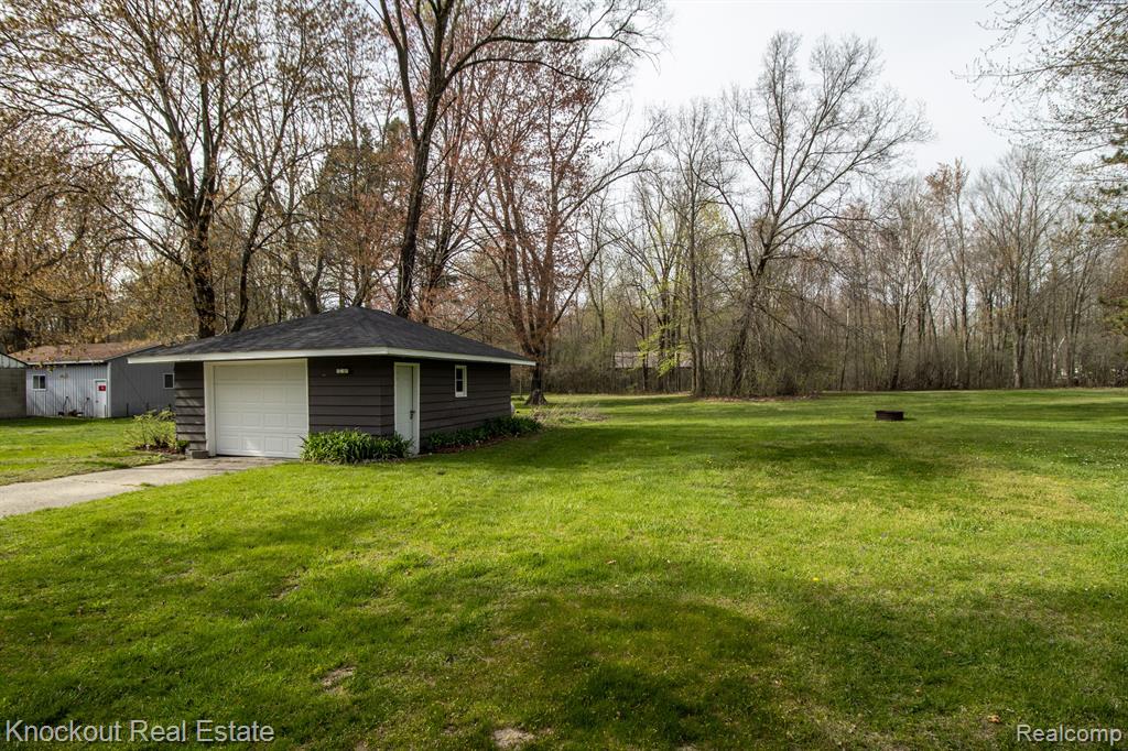 5453 Townline Road Birch Run, MI 48415 - Photo 27 of 31