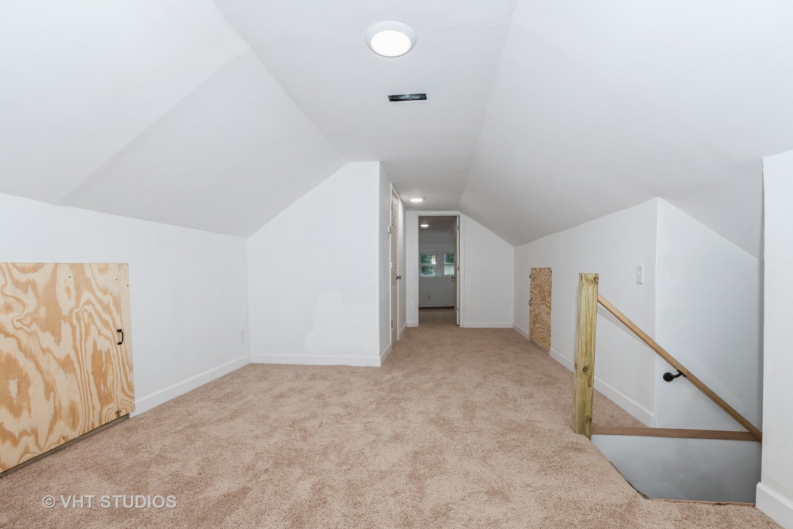 8718 South Marshfield Avenue Chicago, IL 60620 - Photo 8 of 10 a view of an empty room