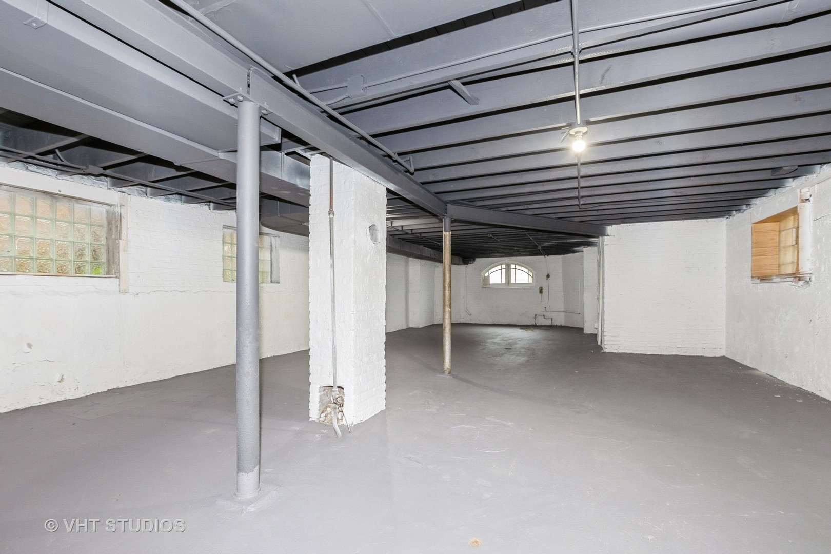 8718 South Marshfield Avenue Chicago, IL 60620 - Photo 9 of 10 a view of empty room