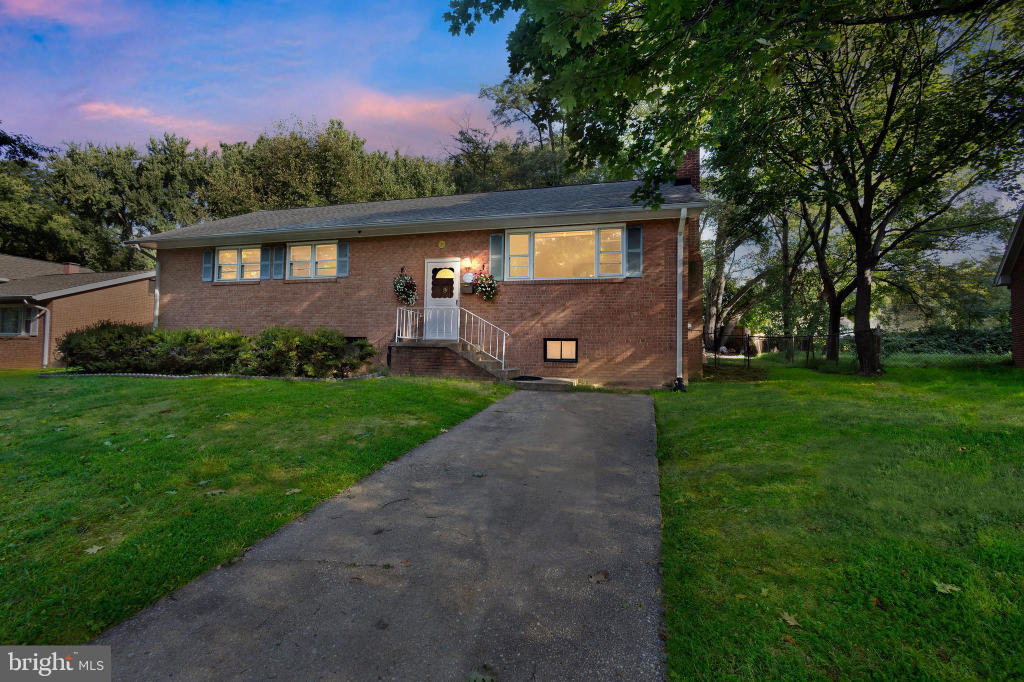 1701 Franwall Avenue Silver Spring, MD 20902 - Photo 3 of 24 Gallery Image 3
