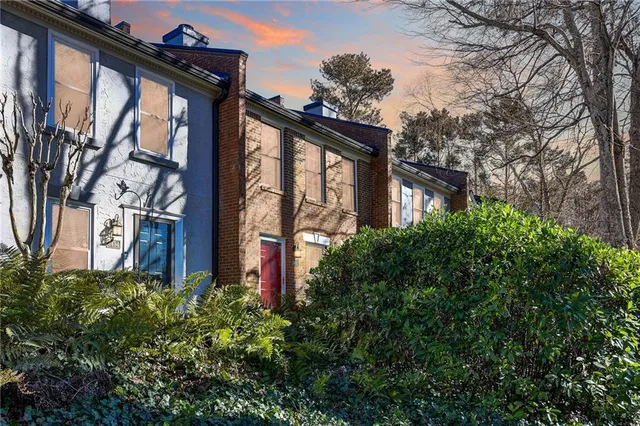 $285,000 | 3492 Tulip Tree Lane, Duluth, GA 30096