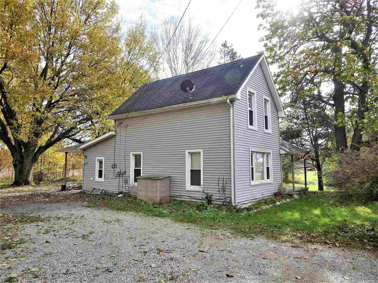418 Memphis Ridge Road Memphis, MI 48041 - Photo 3 of 18 50059820-2.JPG