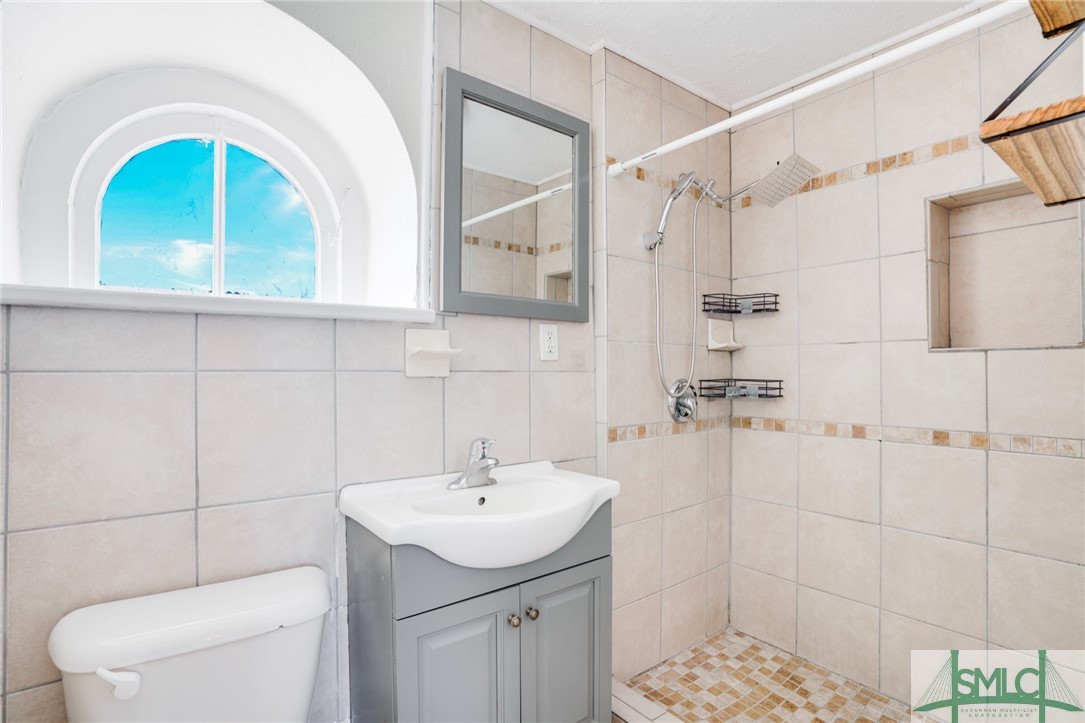 103 East Jones Street, Unit 6 Savannah, GA 31401 - Photo 16 of 21