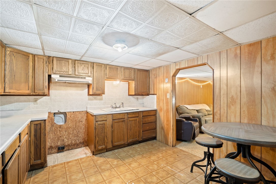 6 Doreen Drive Westerly, RI 02891 - Photo 34 of 44