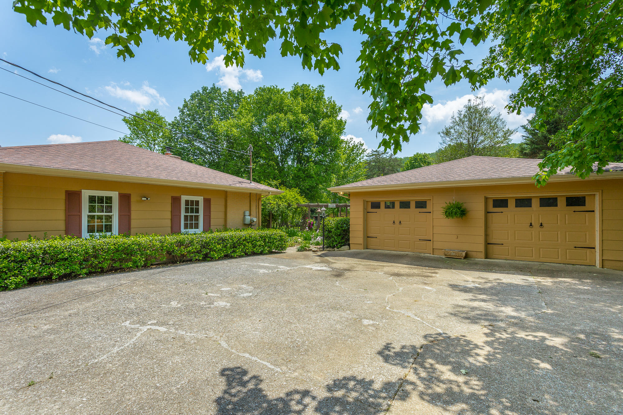 6808 Levi Road Hixson, TN 37343 - Photo 42 of 82 6808 Levi Road-45