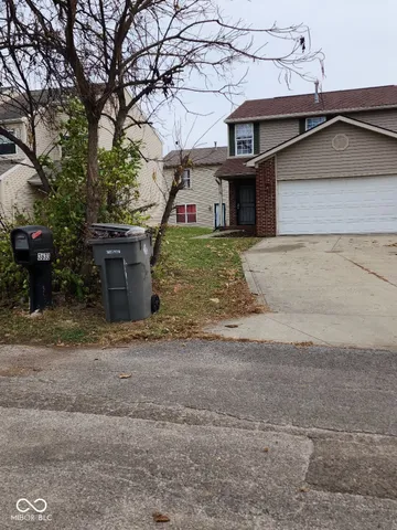 $1,700 | 3633 South Rural Street, Indianapolis, IN 46227