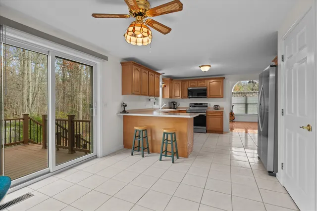 $779,900 | 1 Ballard Lane, Salem, NH 03079