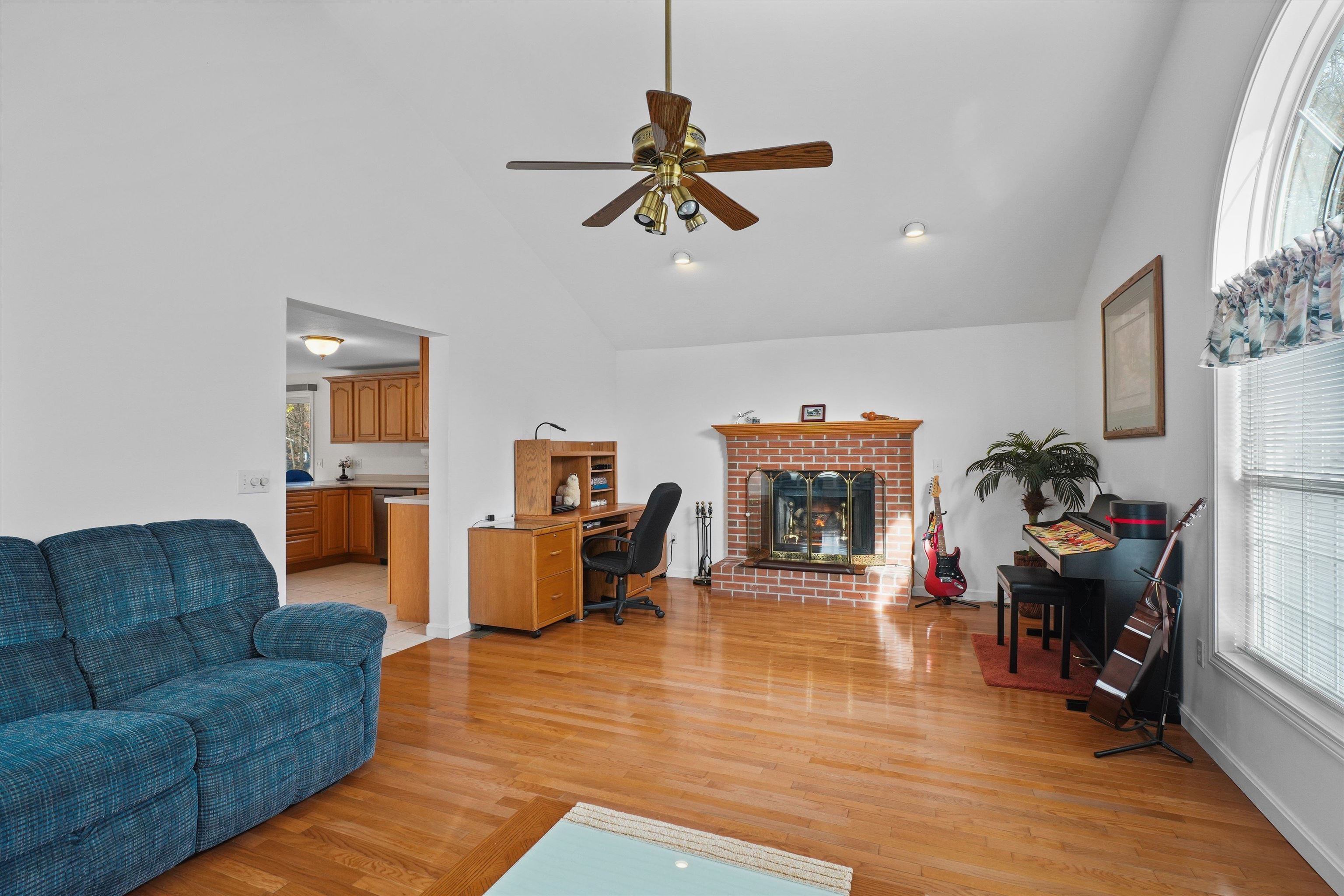 1 Ballard Lane Salem, NH 03079 - Photo 23 of 40