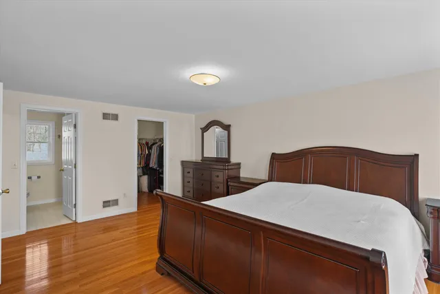 $779,900 | 1 Ballard Lane, Salem, NH 03079