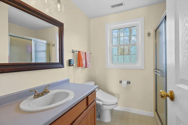 $779,900 | 1 Ballard Lane, Salem, NH 03079