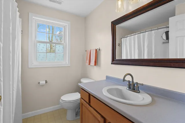 $779,900 | 1 Ballard Lane, Salem, NH 03079