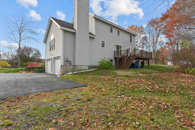 $779,900 | 1 Ballard Lane, Salem, NH 03079