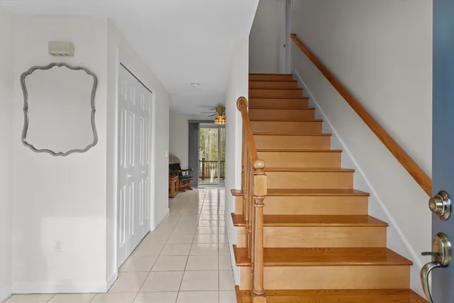 $779,900 | 1 Ballard Lane, Salem, NH 03079