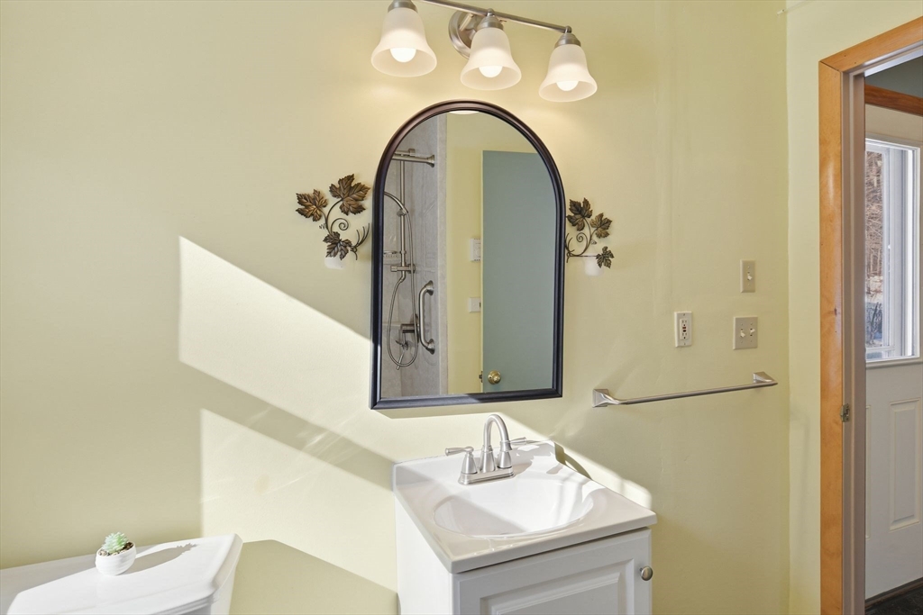 200 Fox Den Road Tolland, MA 01034 - Photo 20 of 37