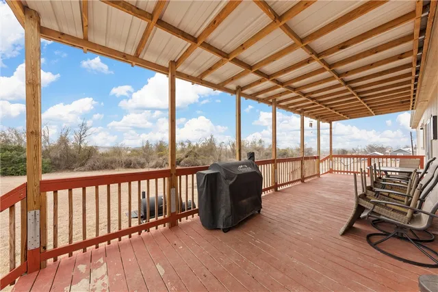 $395,000 | 105 Cr 4025 Road, Lott, TX 76656