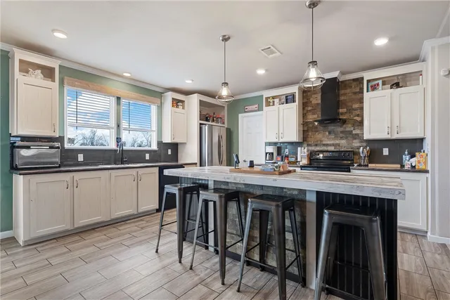 $395,000 | 105 Cr 4025 Road, Lott, TX 76656