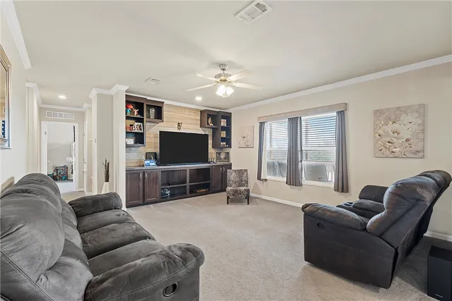 $395,000 | 105 Cr 4025 Road, Lott, TX 76656