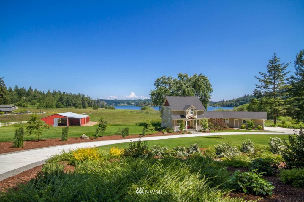 14037 Donnell Road Anacortes, WA 98221 - Photo 2 of 23