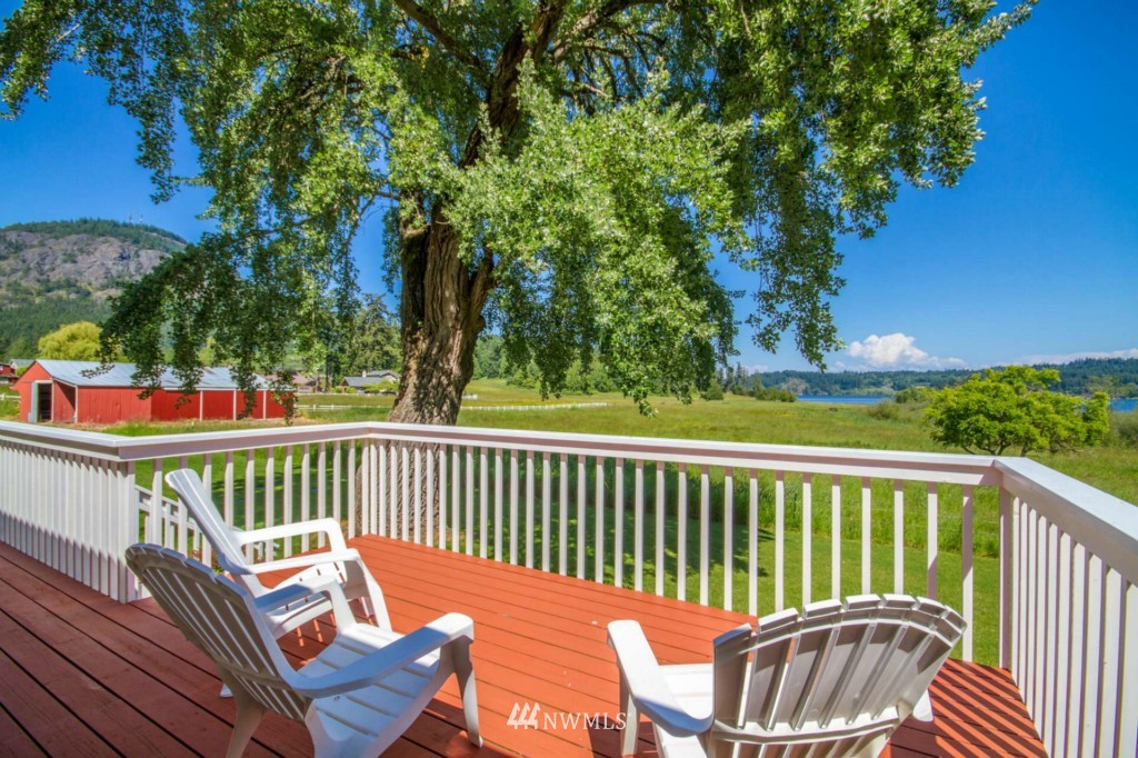 14037 Donnell Road Anacortes, WA 98221 - Photo 13 of 23