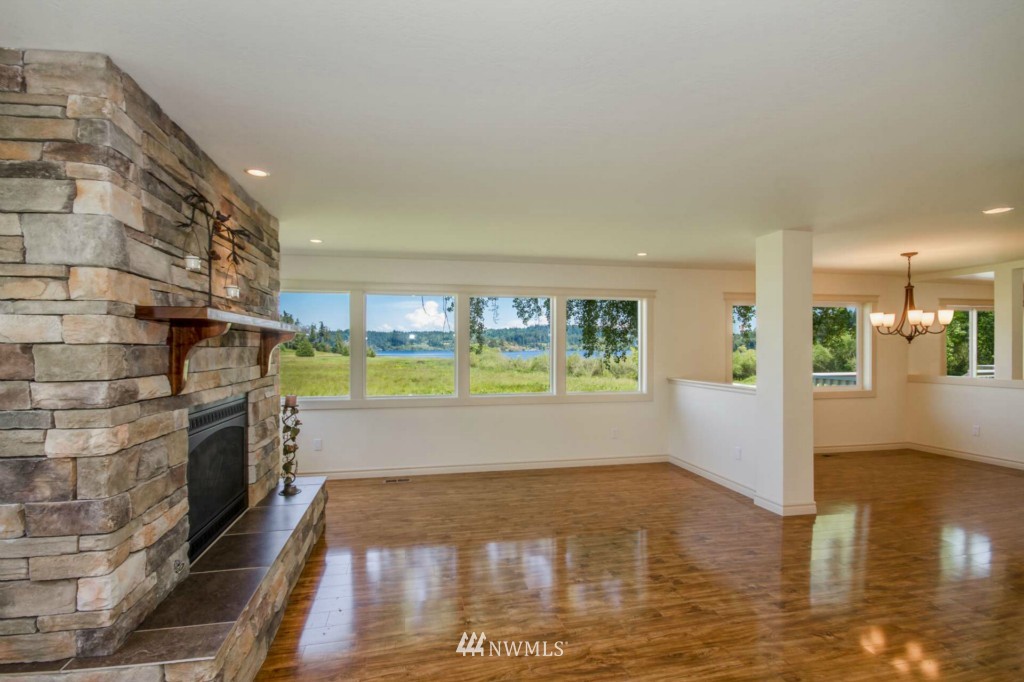 14037 Donnell Road Anacortes, WA 98221 - Photo 8 of 23