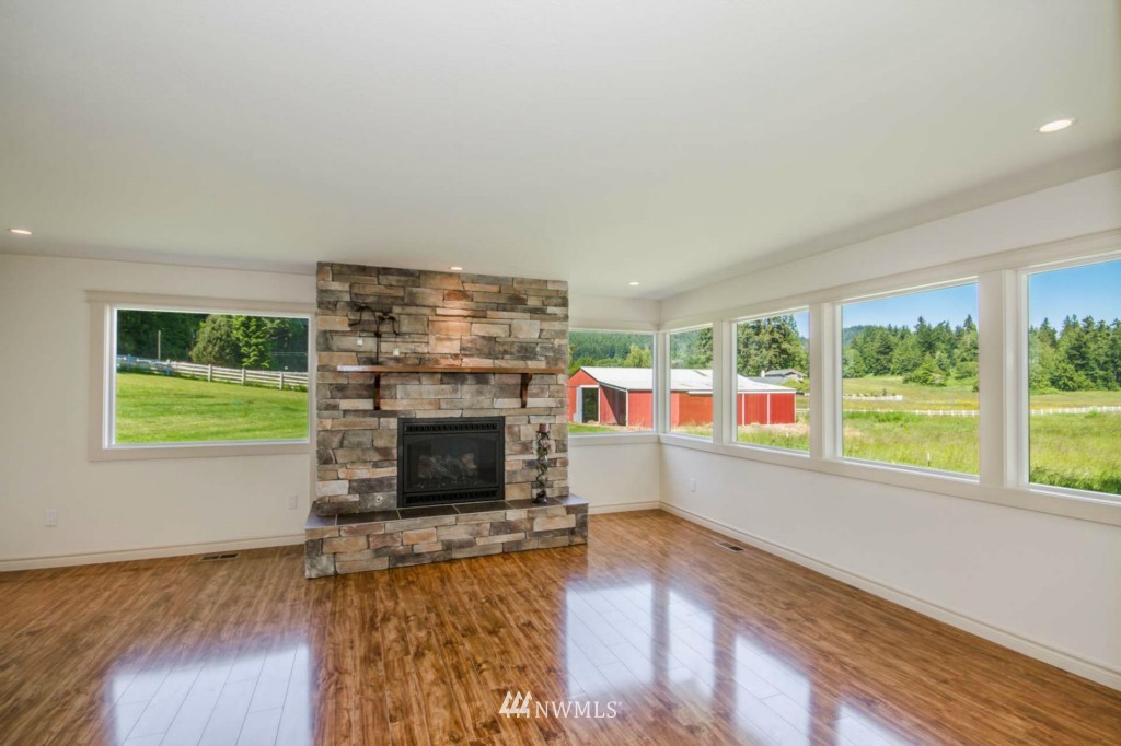 14037 Donnell Road Anacortes, WA 98221 - Photo 9 of 23