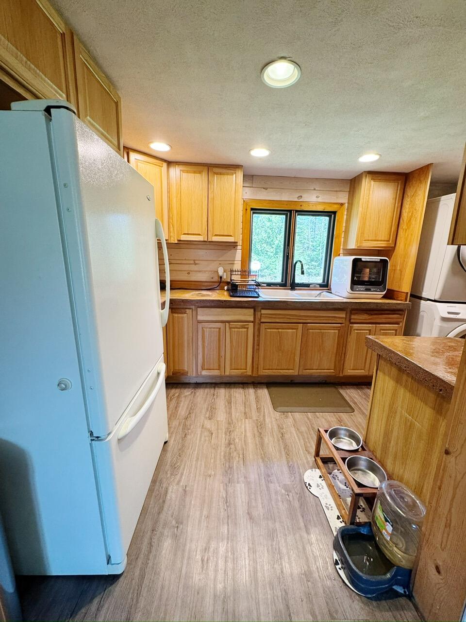 696 West 13 Mile Road Dafter, MI 49724 - Photo 5 of 16 Gallery Image 5