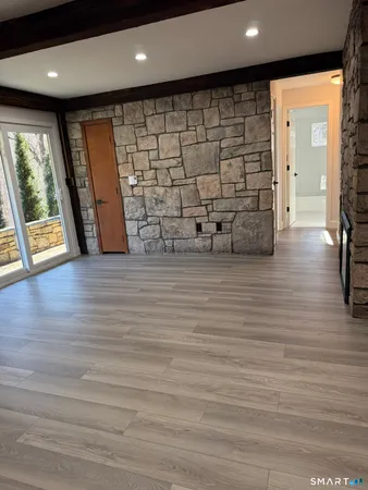 $2,200 | Undisclosed Address, Washington, CT 06777