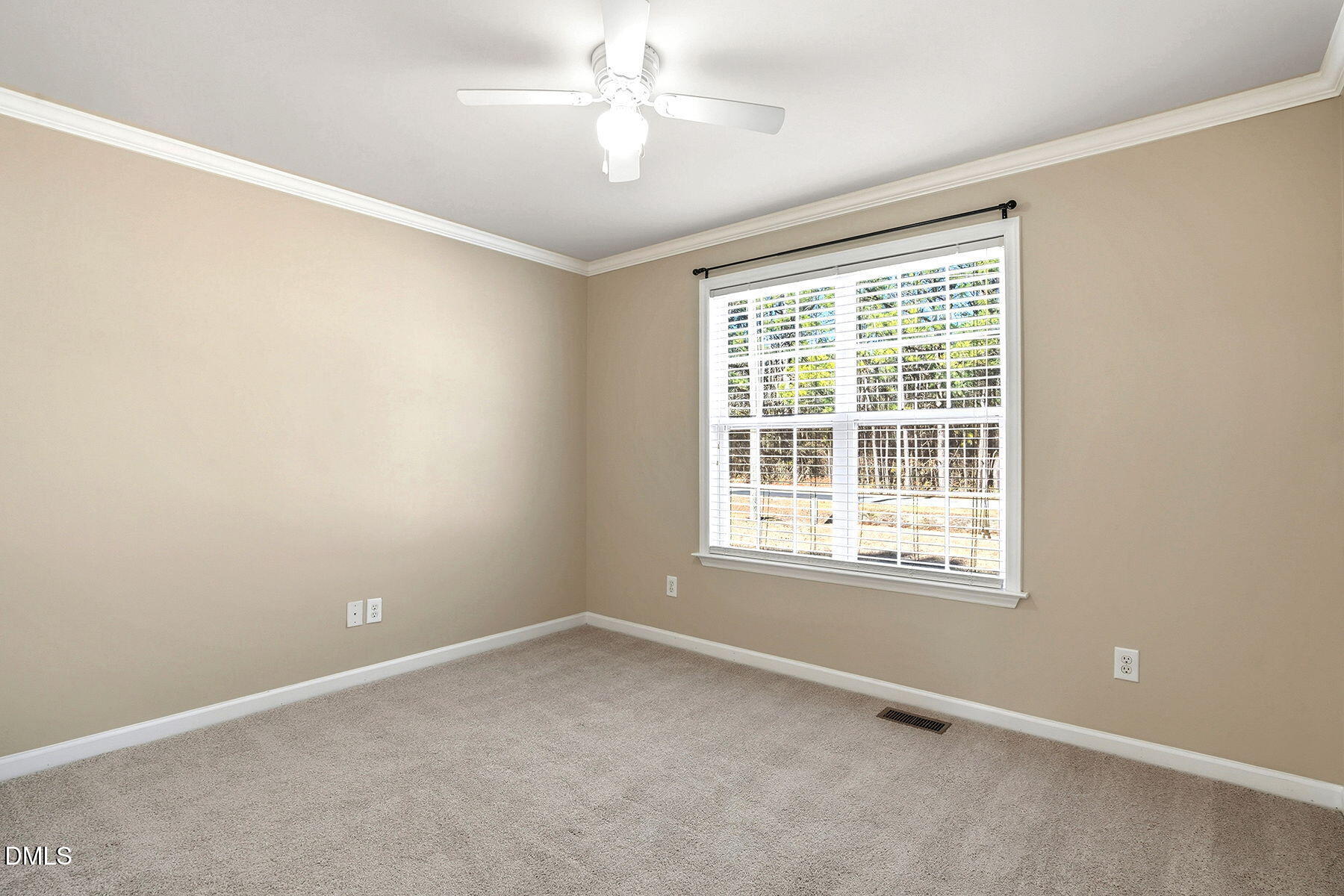 163 East Gordon Road Selma, NC 27576 - Photo 16 of 27 16-web-or-mls-163 E Gordon Ln-59