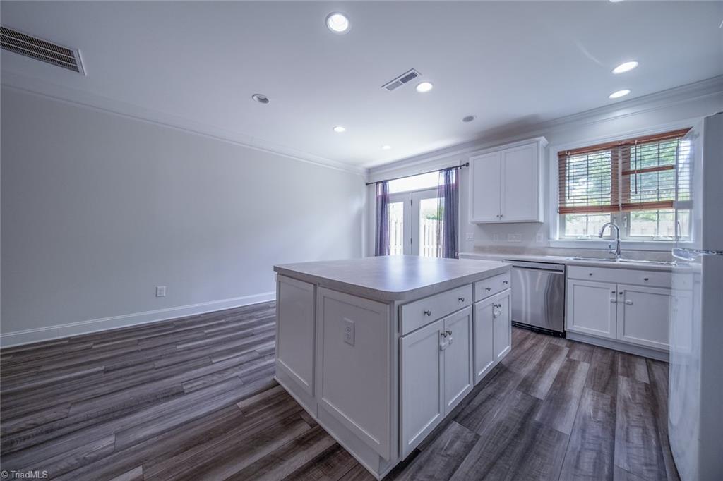 3836 Thistleberry Road High Point, NC 27265 - Photo 9 of 28