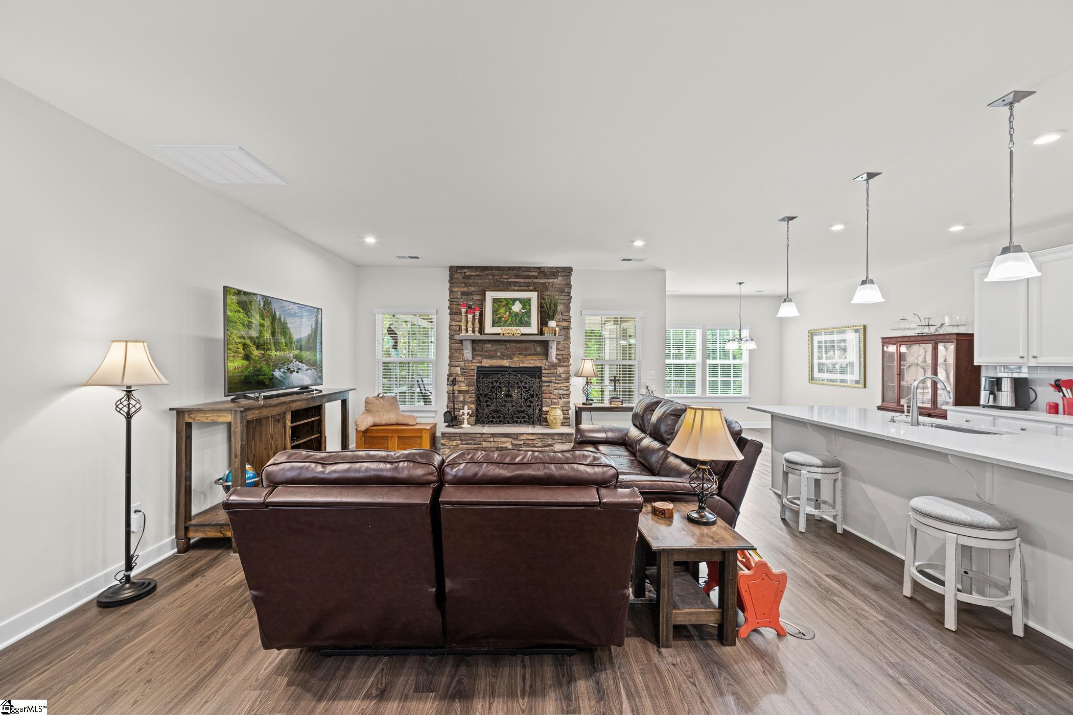 104 Mohegan Way Greenville, SC 29607 - Photo 11 of 38