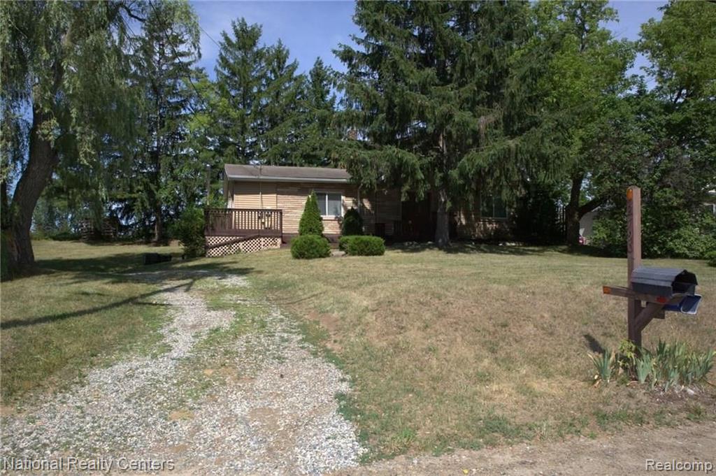 2790 Harvey Street Rochester, MI 48309 - Photo 3 of 21