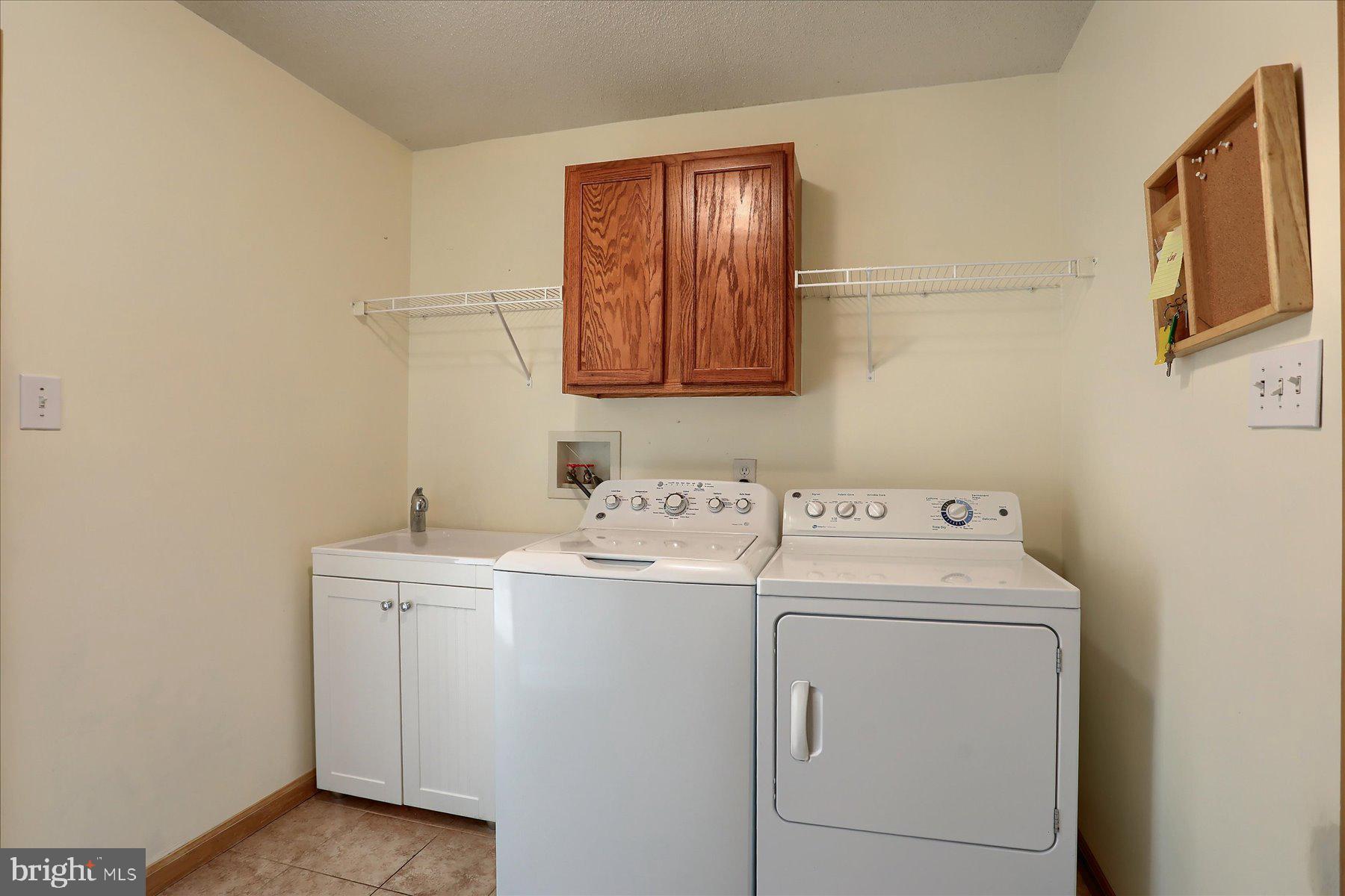 7621 Jonestown Road Harrisburg, PA 17112 - Photo 28 of 69 Laundry