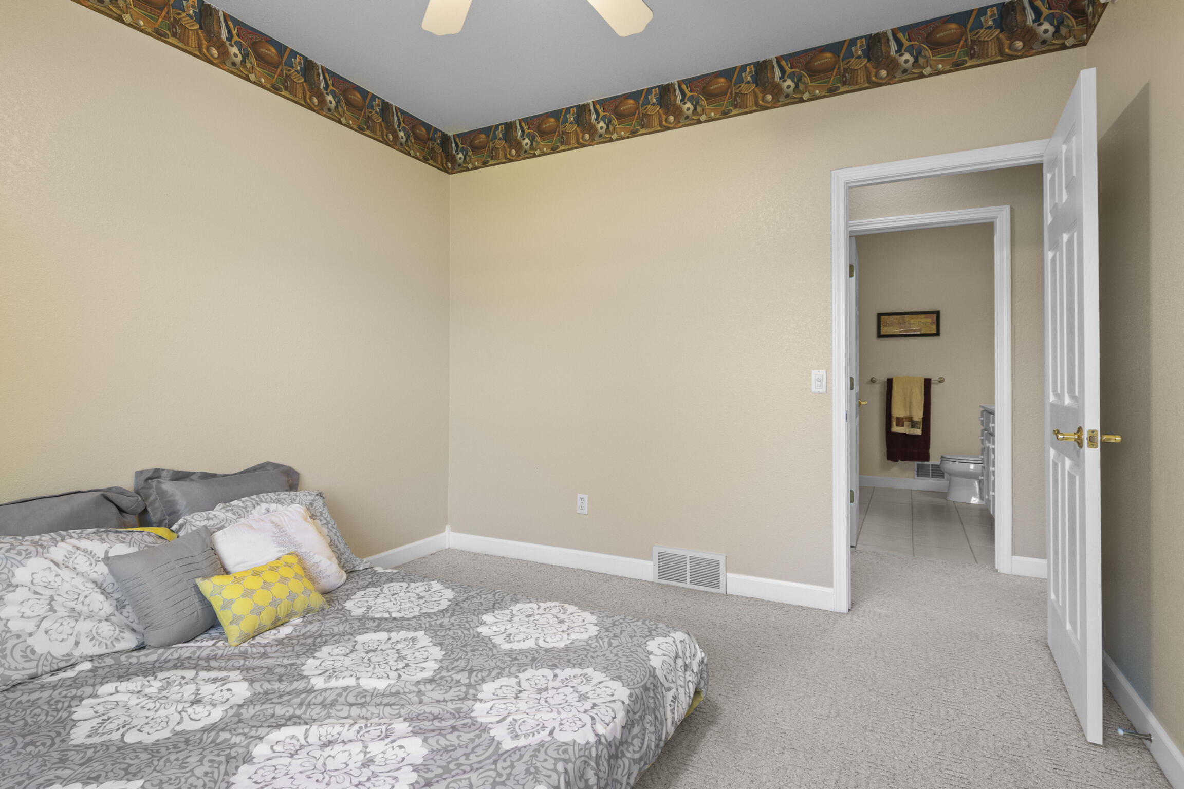 3846 Stone Ridge Drive Traverse City, MI 49684 - Photo 33 of 58 52-Scene-52