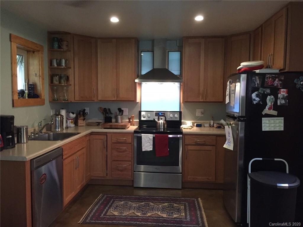 6 Reynolds Road, Unit 1 Asheville, NC 28806 - Photo 3 of 9