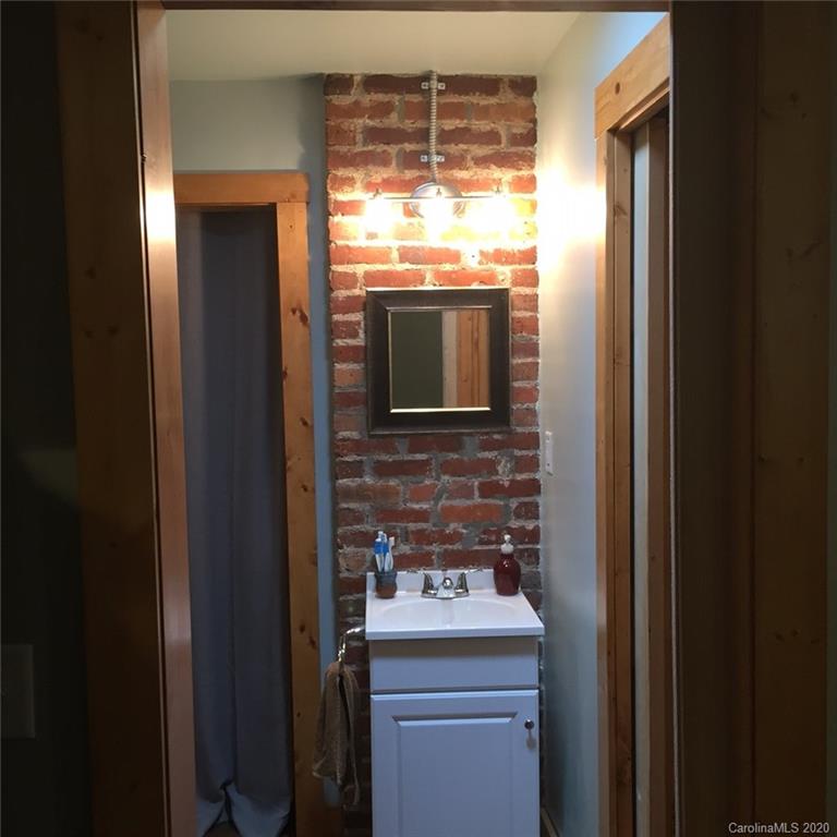 6 Reynolds Road, Unit 1 Asheville, NC 28806 - Photo 7 of 9