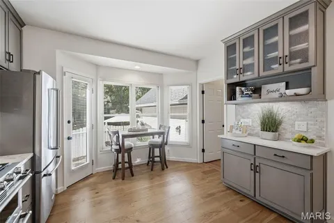 $539,900 | 1131 Hawken Place, Webster Groves, MO 63119