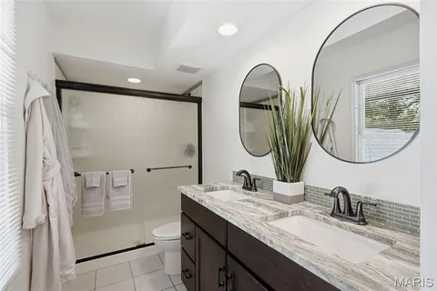 $539,900 | 1131 Hawken Place, Webster Groves, MO 63119