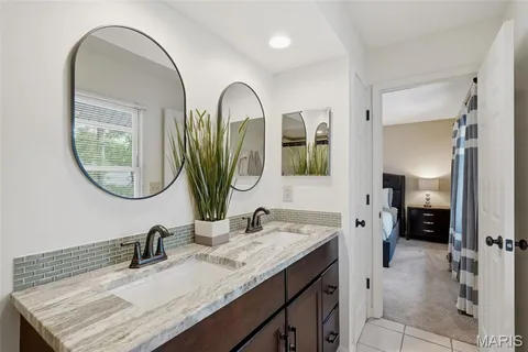 $539,900 | 1131 Hawken Place, Webster Groves, MO 63119