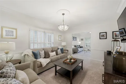$539,900 | 1131 Hawken Place, Webster Groves, MO 63119