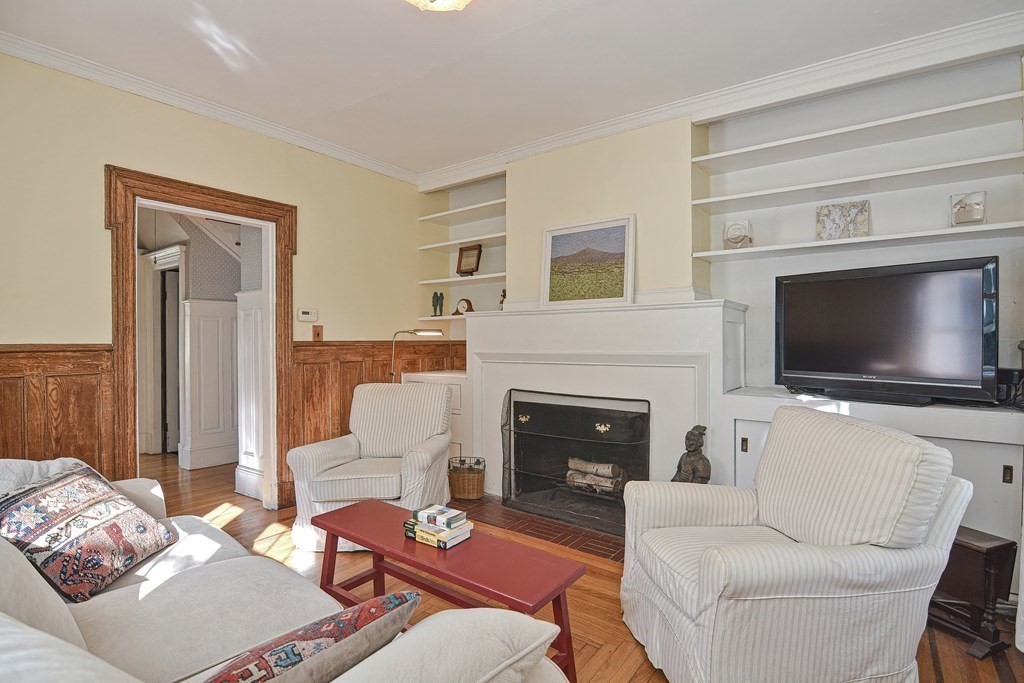 961 Mendon Road Woonsocket, RI 02895 - Photo 20 of 42