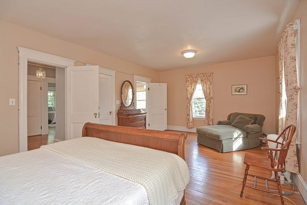 961 Mendon Road Woonsocket, RI 02895 - Photo 28 of 42