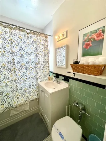 $3,000 | 90 Kilsyth Road, Unit 43FURNISHED, Boston, MA 02135