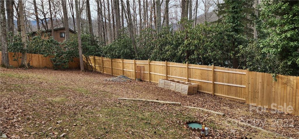90 Ash Drive Maggie Valley, NC 28751 - Photo 4 of 27 a view of a backyard
