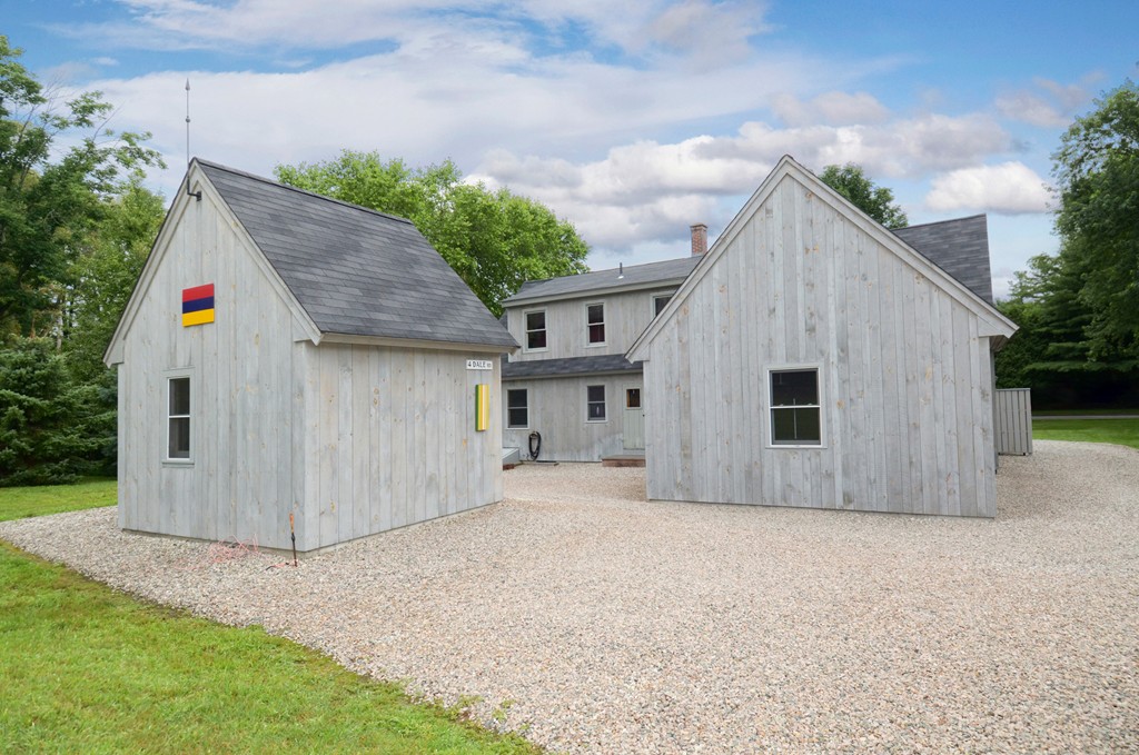 4 Dale Road Hopkinton, MA 01748 - Photo 4 of 30 a view of a house with backyard and garden
