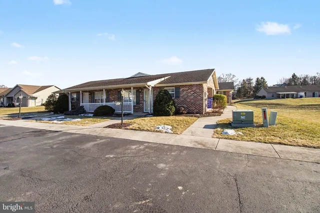 $210,000 | 5 Mel Ron Court, Carlisle, PA 17013