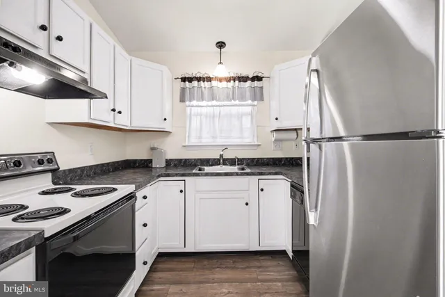 $210,000 | 5 Mel Ron Court, Carlisle, PA 17013