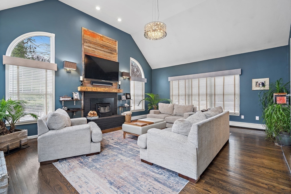 25 Howe Street Medway, MA 02053 - Photo 11 of 42