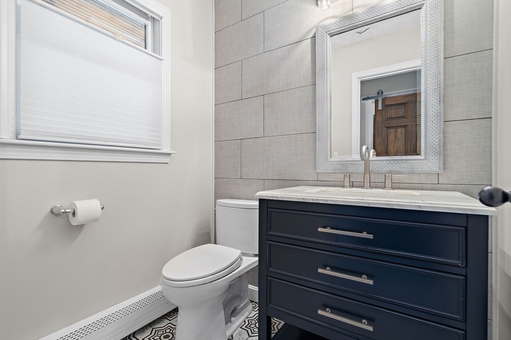 25 Howe Street Medway, MA 02053 - Photo 10 of 42